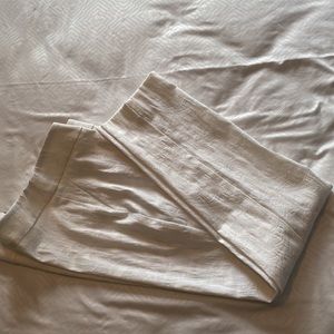 Le château Women dress pants